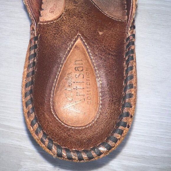 Clarks Artisan Stitched Driving Mule Clogs Brown Leather 72932 Women's 7.5 - Picture 9 of 11